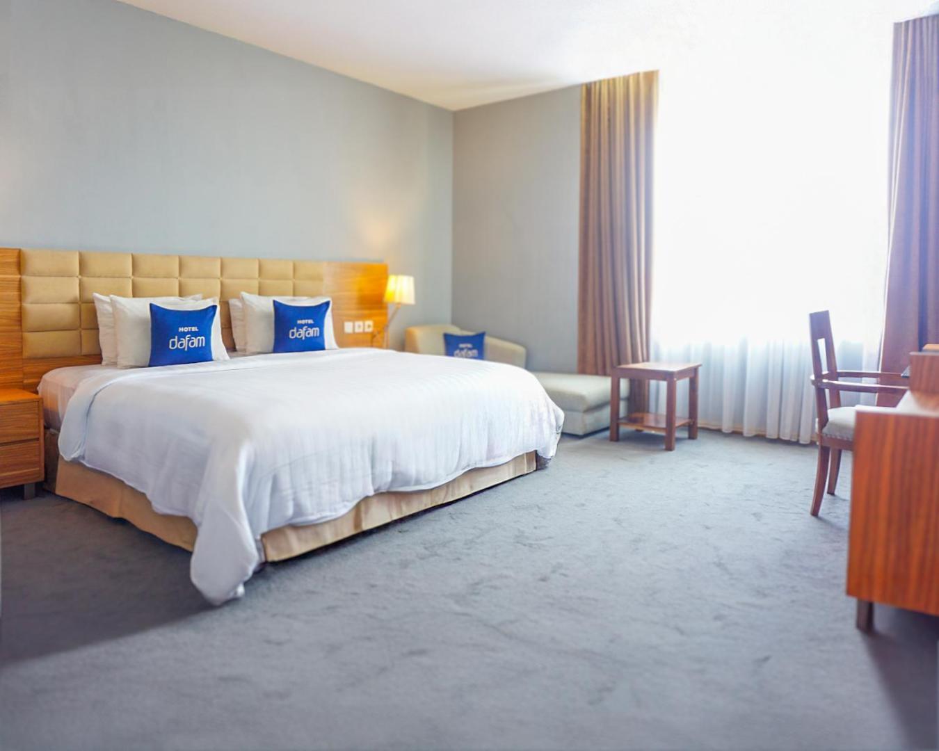 Hotel Dafam Pekanbaru Zewnętrze zdjęcie